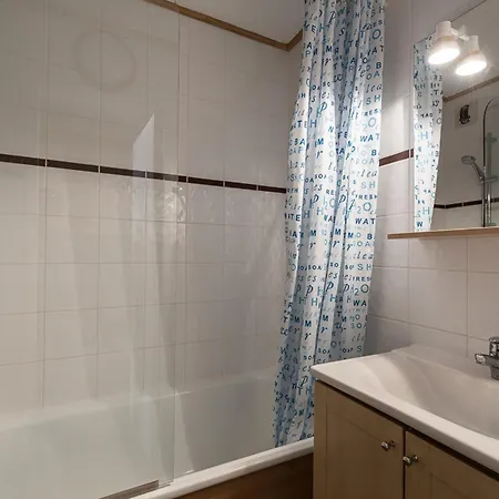 Skis Aux Pieds Avec Balcon A Tignes, 4 Pers. Appartement